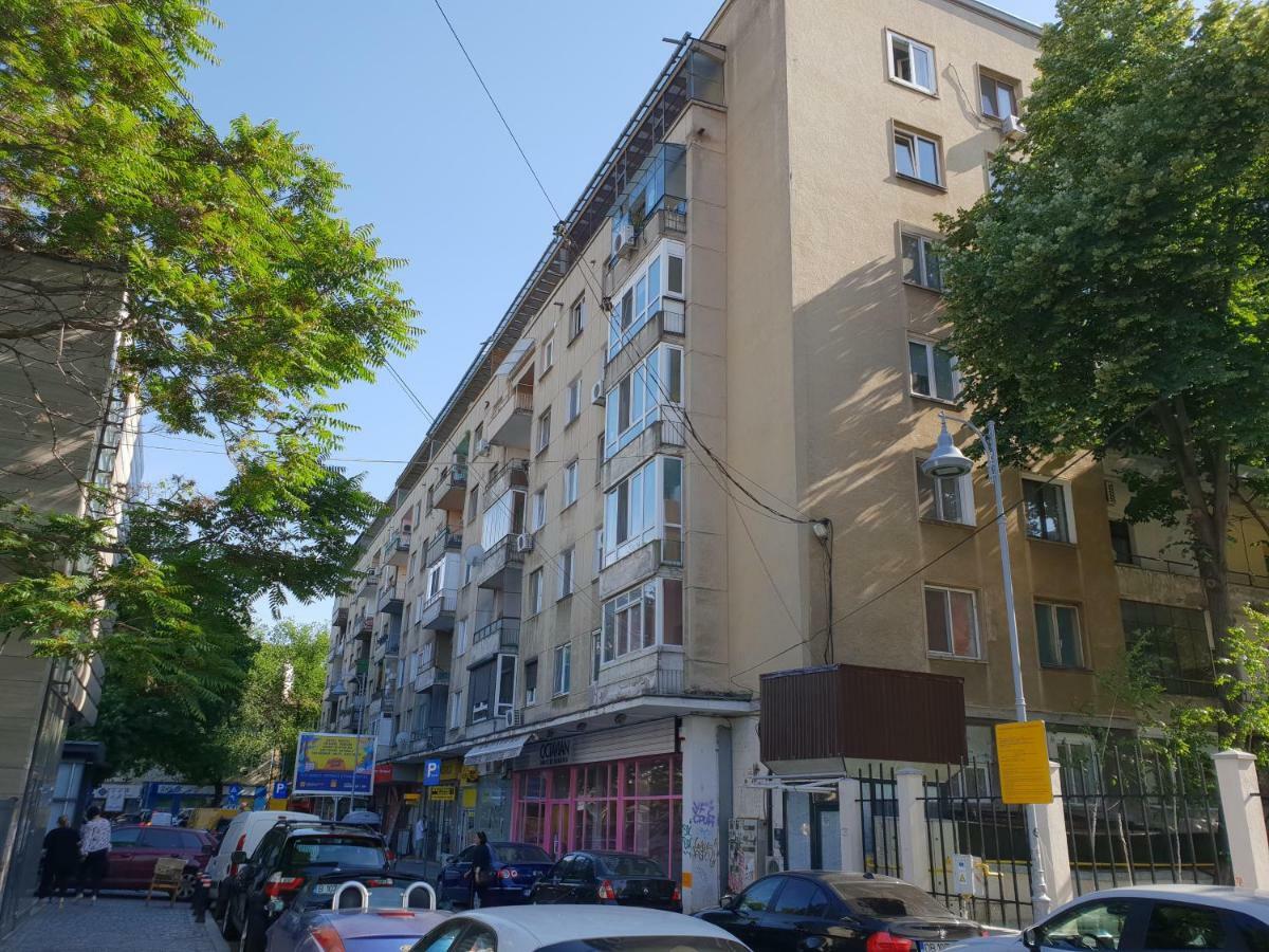 Central Luxury Flat With Terrace - Adela Accommodation - Ideal For Long Stays Букурещ Екстериор снимка