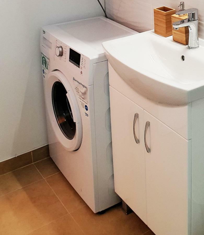 Central Luxury Flat With Terrace - Adela Accommodation - Ideal For Long Stays Букурещ Екстериор снимка