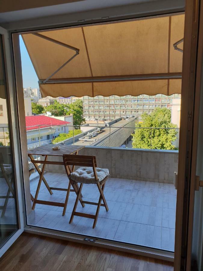 Central Luxury Flat With Terrace - Adela Accommodation - Ideal For Long Stays Букурещ Екстериор снимка